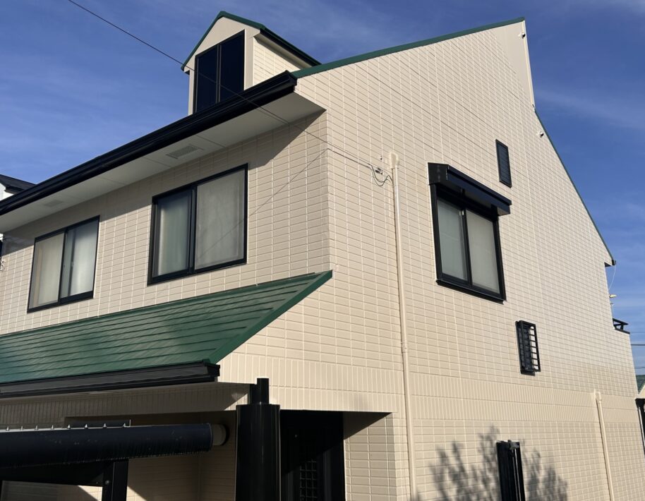 外壁屋根塗装工事完工です。グッドペインターのご利用ありがとうございます。